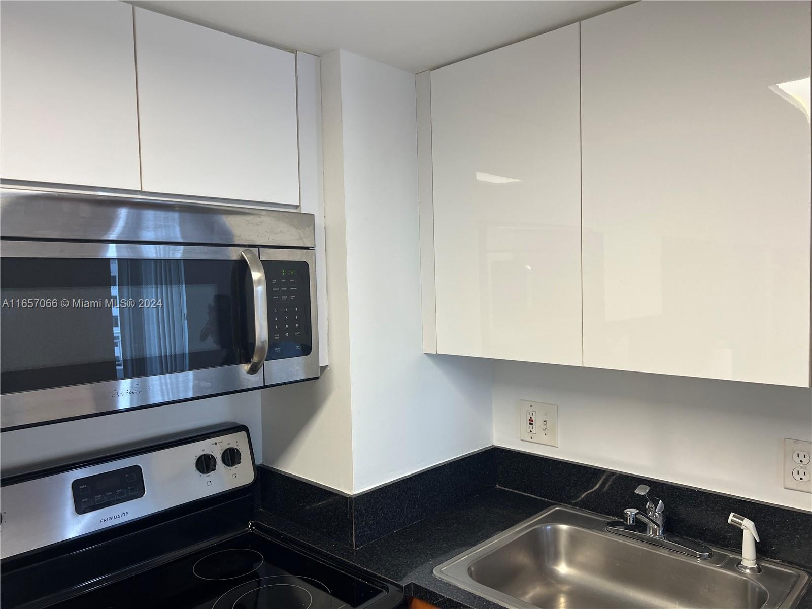 770 Claughton Island Dr # 25 Unit: PH-25