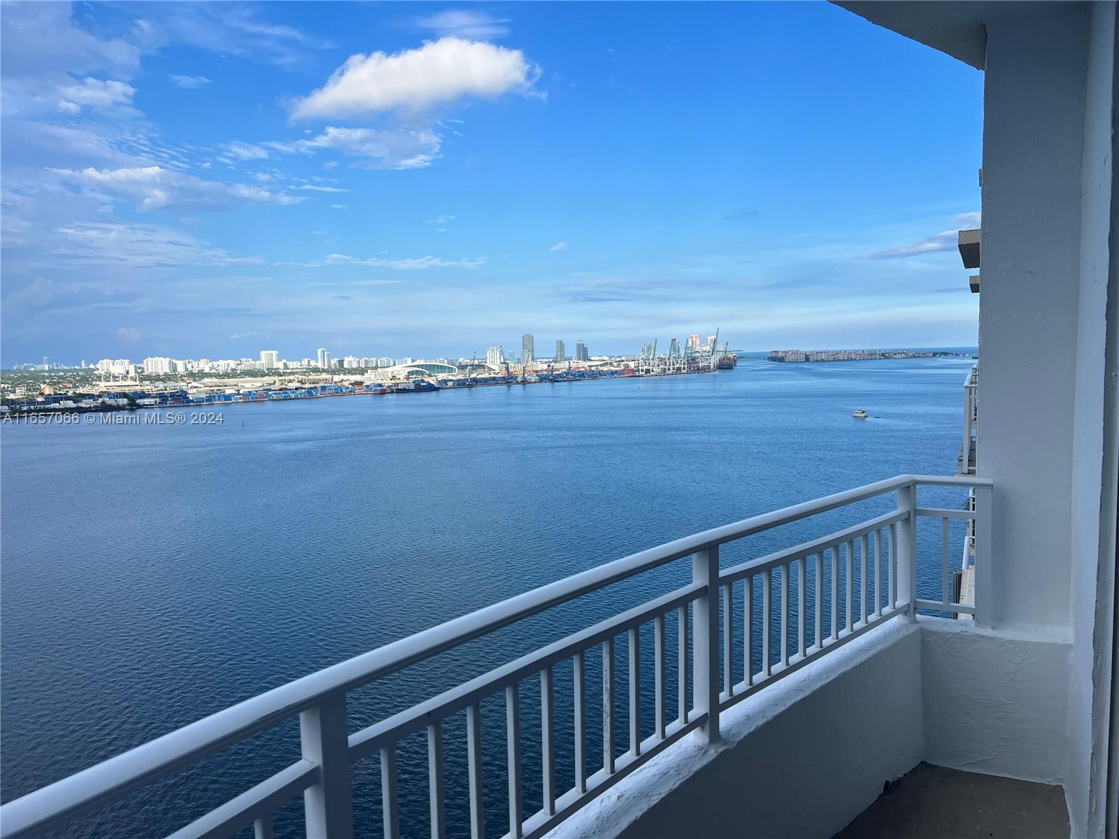 770 Claughton Island Dr # 25 Unit: PH-25