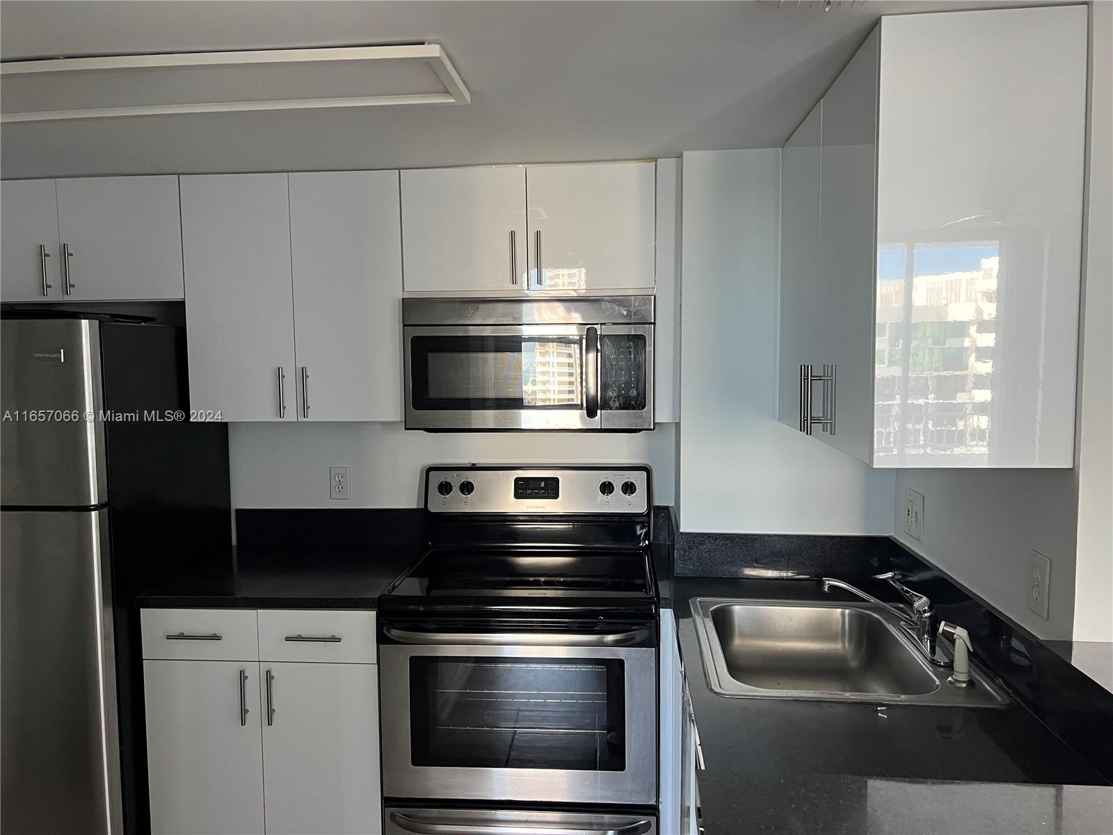 770 Claughton Island Dr # 25 Unit: PH-25