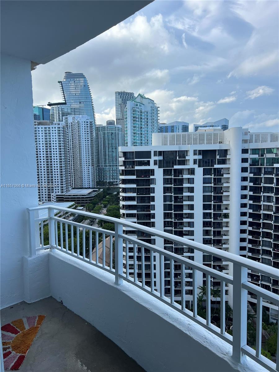 770 Claughton Island Dr # 25 Unit: PH-25