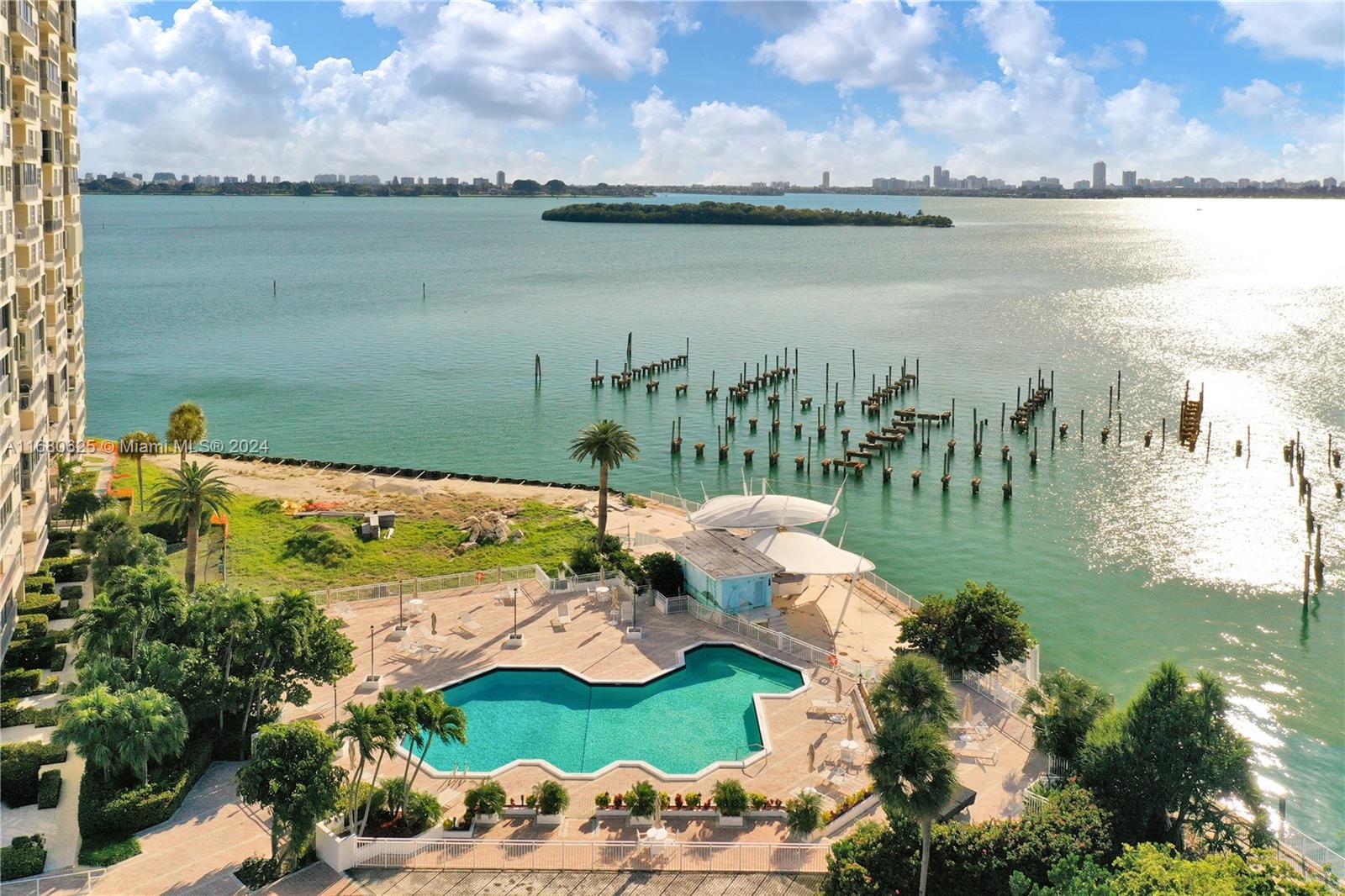 11111 Biscayne Blvd # 14H