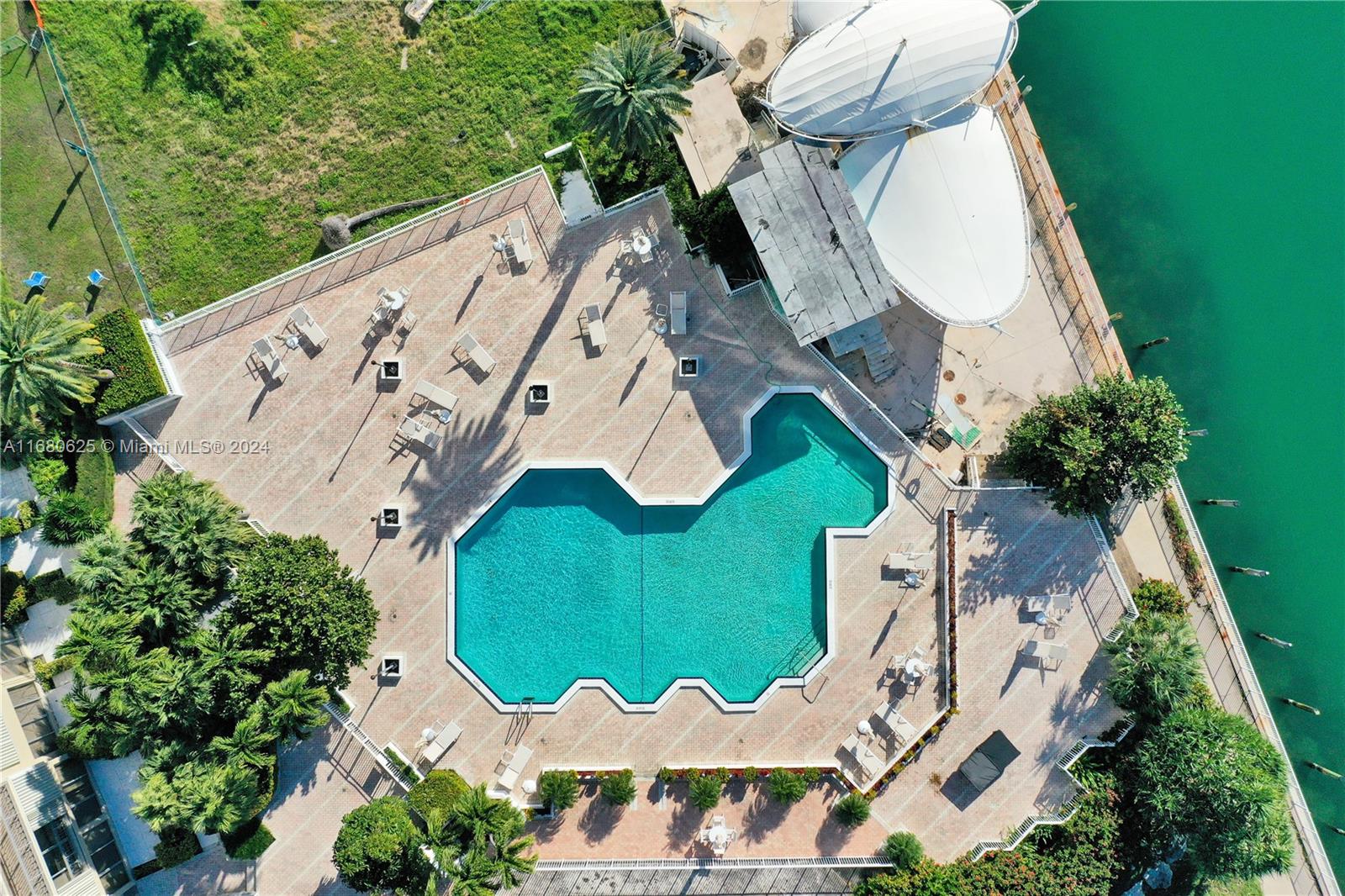 11111 Biscayne Blvd # 14H