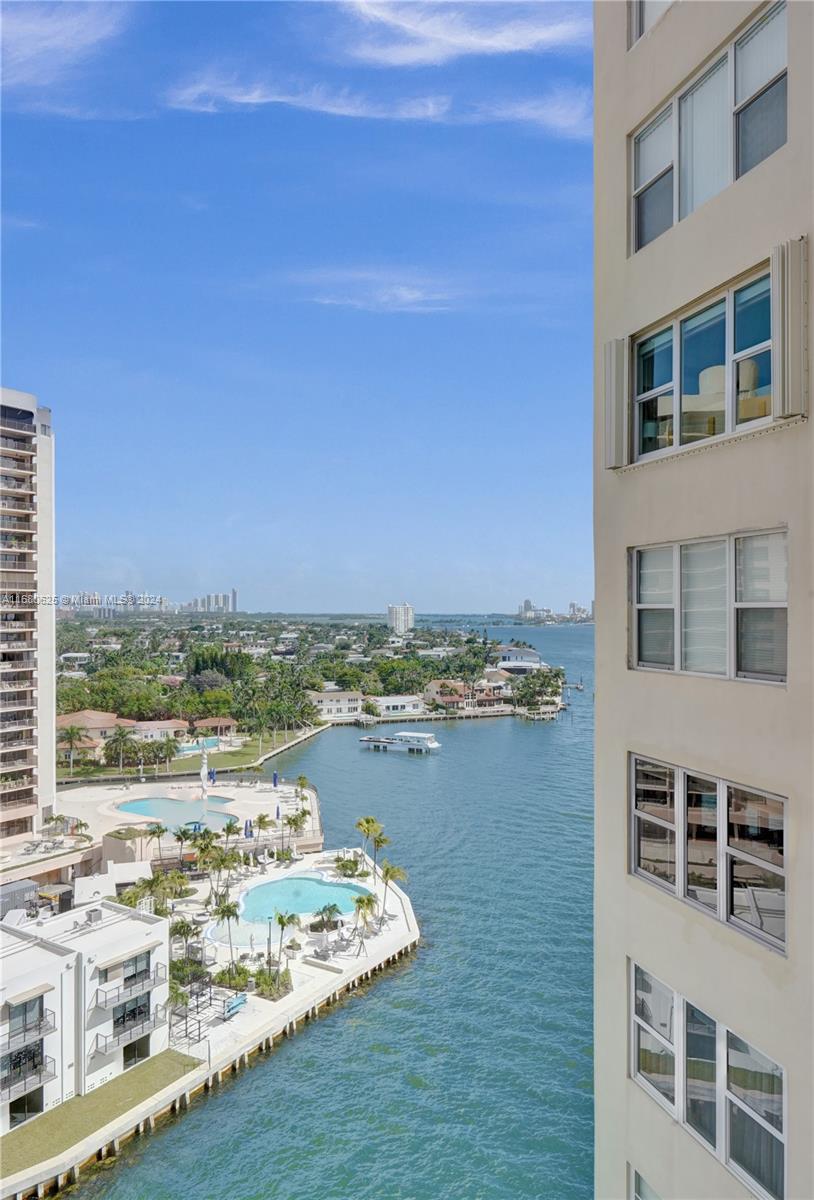 11111 Biscayne Blvd # 14H