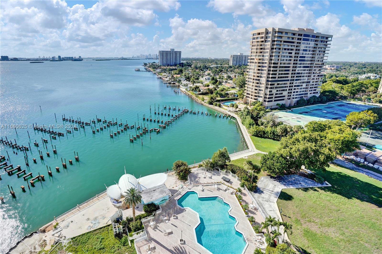11111 Biscayne Blvd # 14H