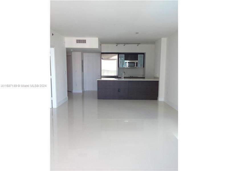 500 BRICKELL AV # 2505