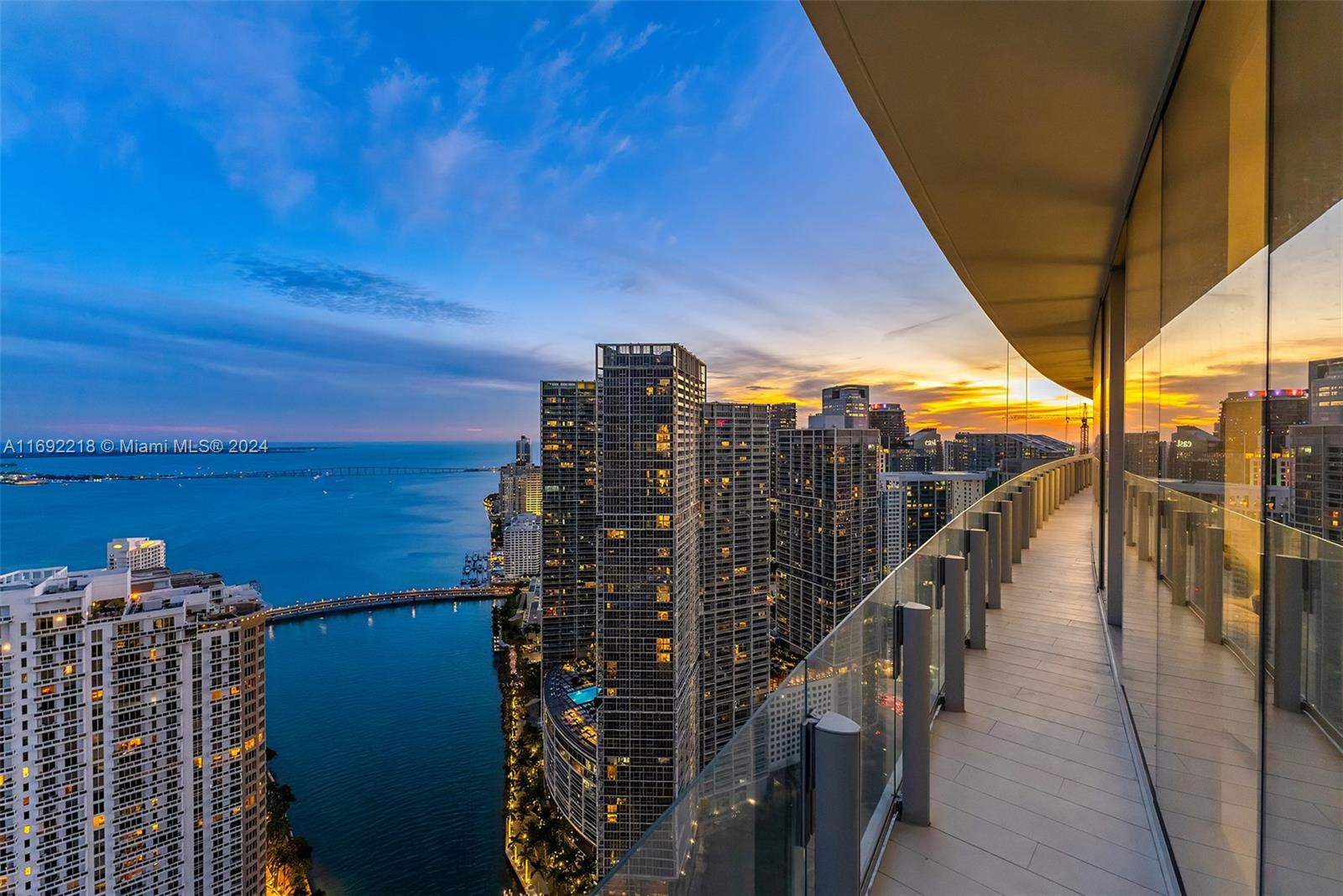300 Biscayne Blvd Way # 4701