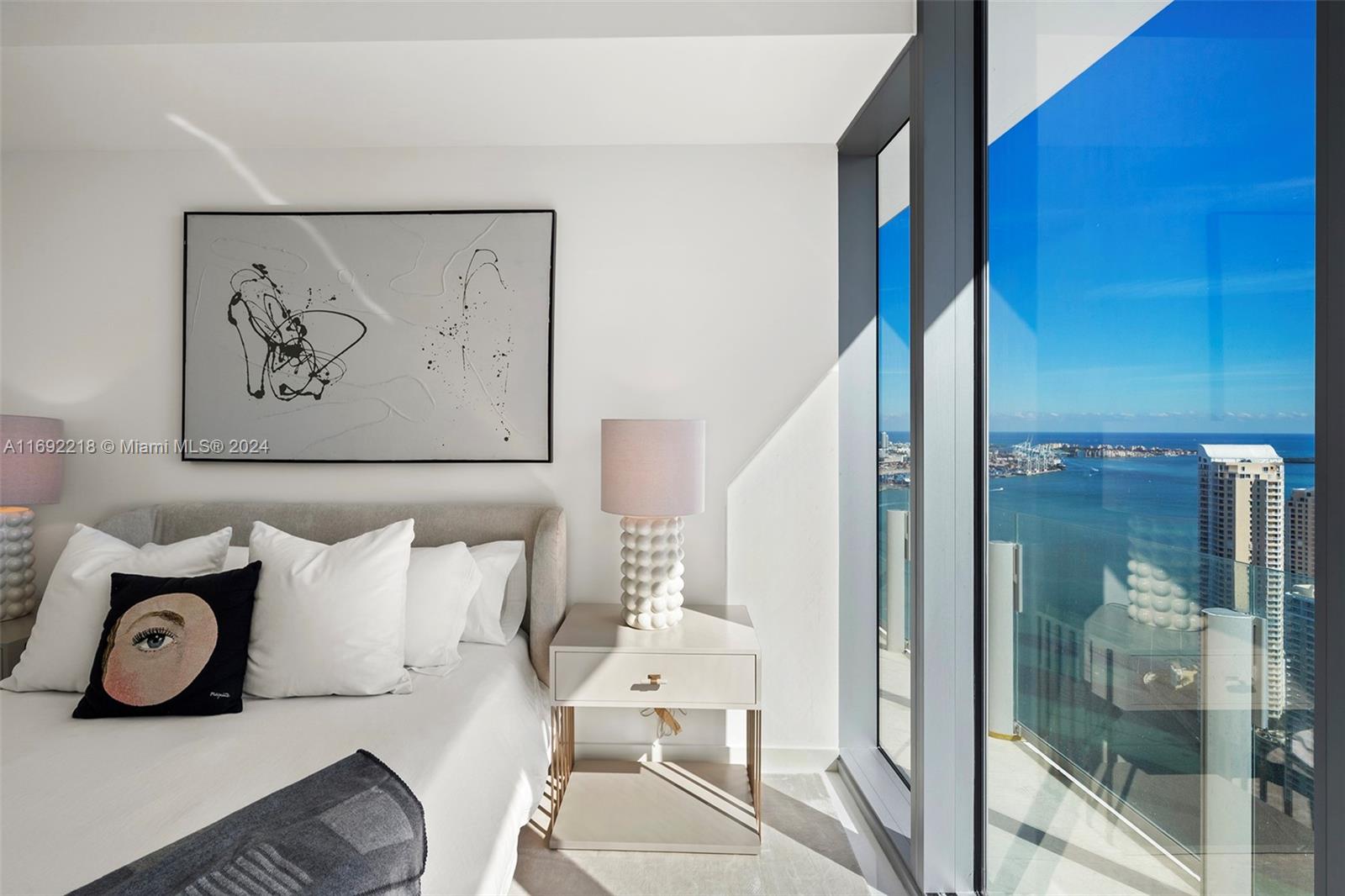 300 Biscayne Blvd Way # 4701