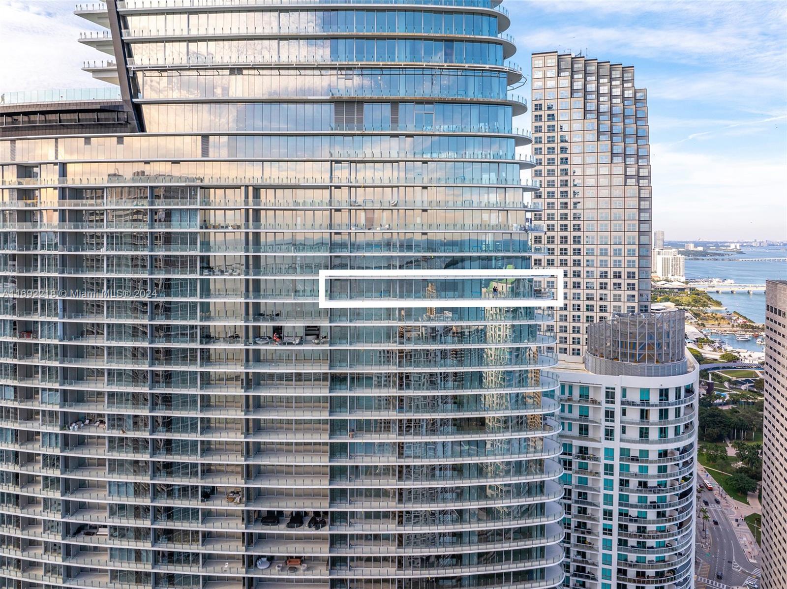 300 Biscayne Blvd Way # 4701