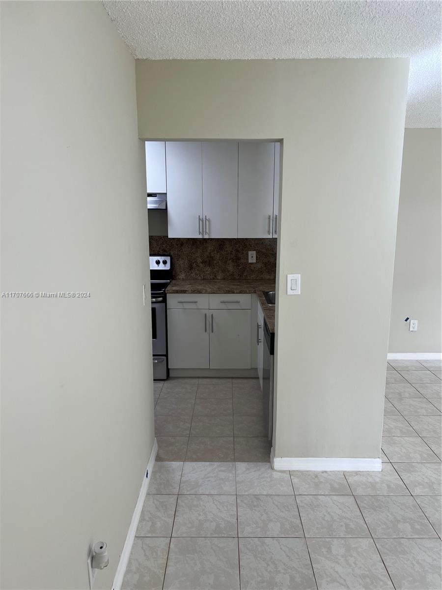 14853 SW 104th St # 12 Unit: 13-12