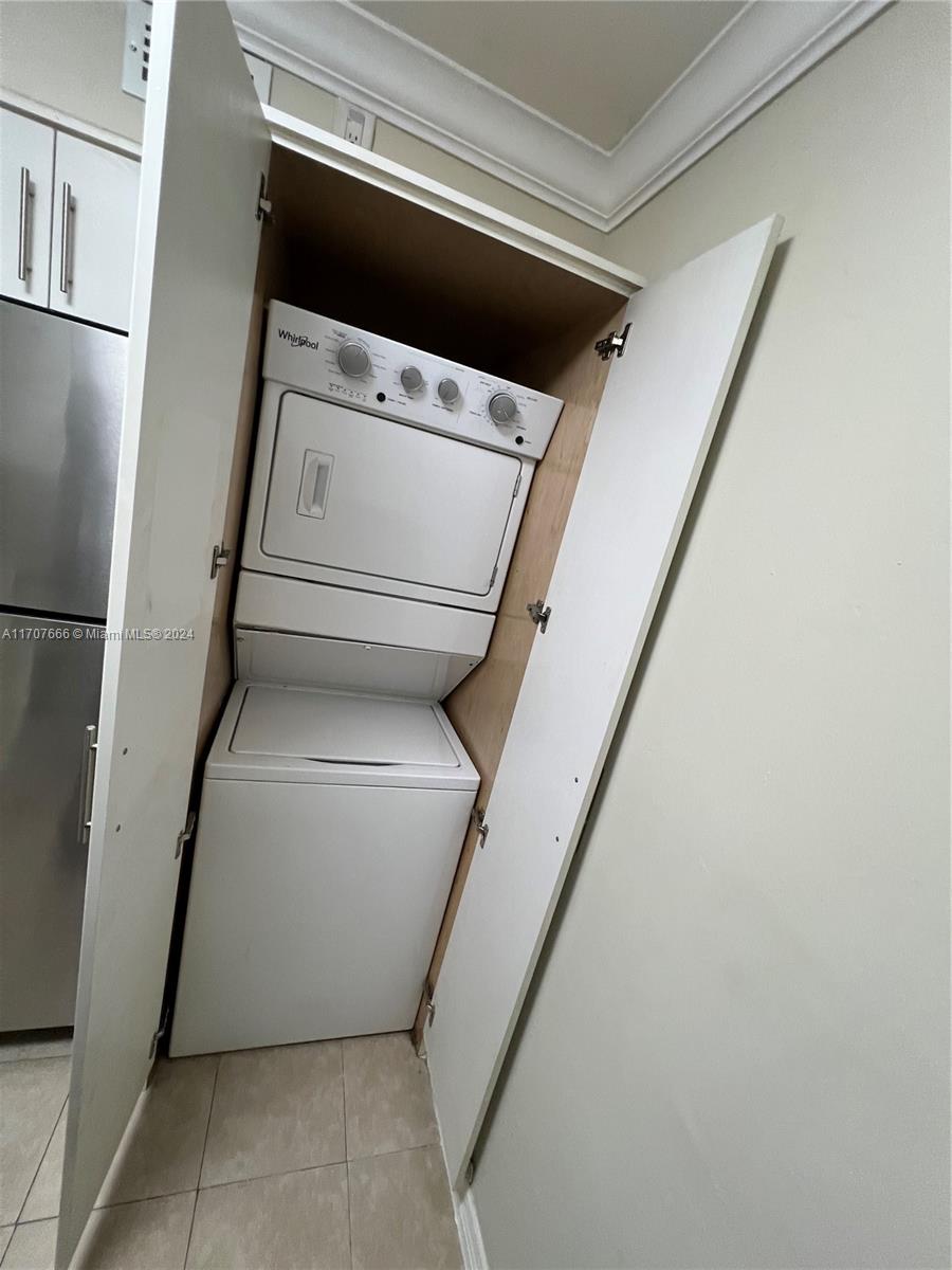 14853 SW 104th St # 12 Unit: 13-12