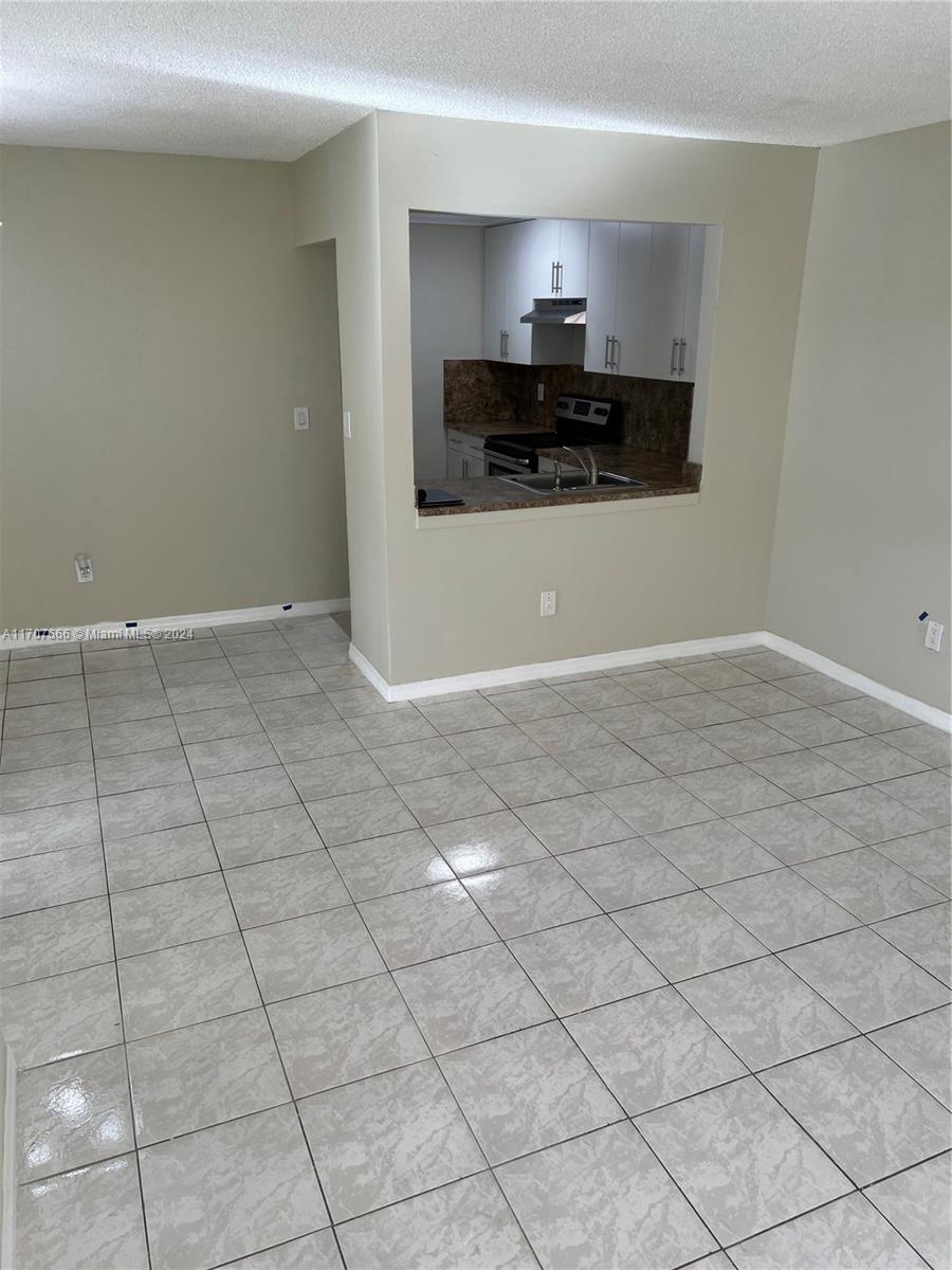 14853 SW 104th St # 12 Unit: 13-12