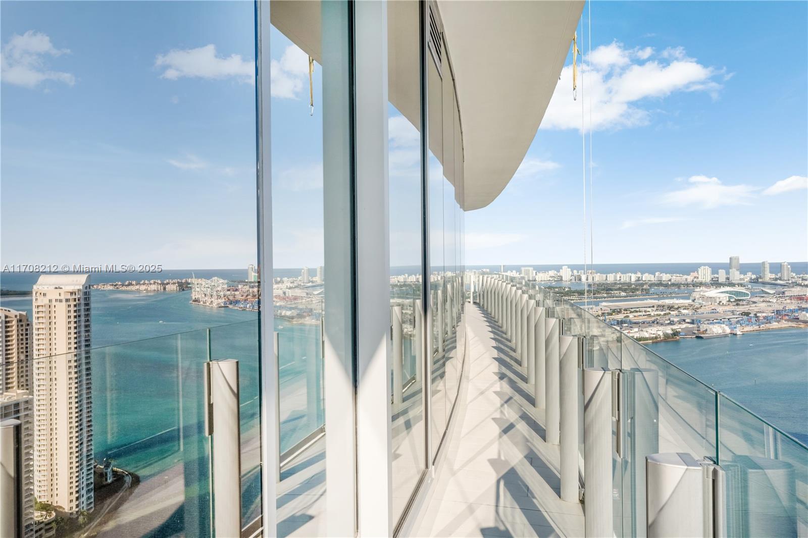 300 Biscayne Blvd Way # 4601, Miami Unit: 4601