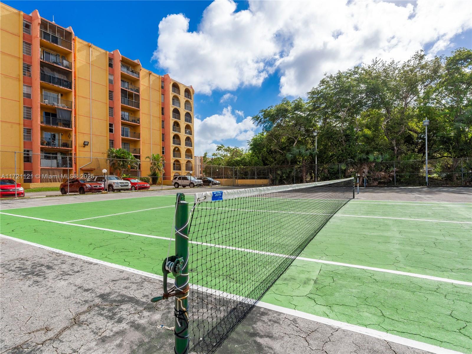 4707 NW 7th St # 8 Unit: 405-8