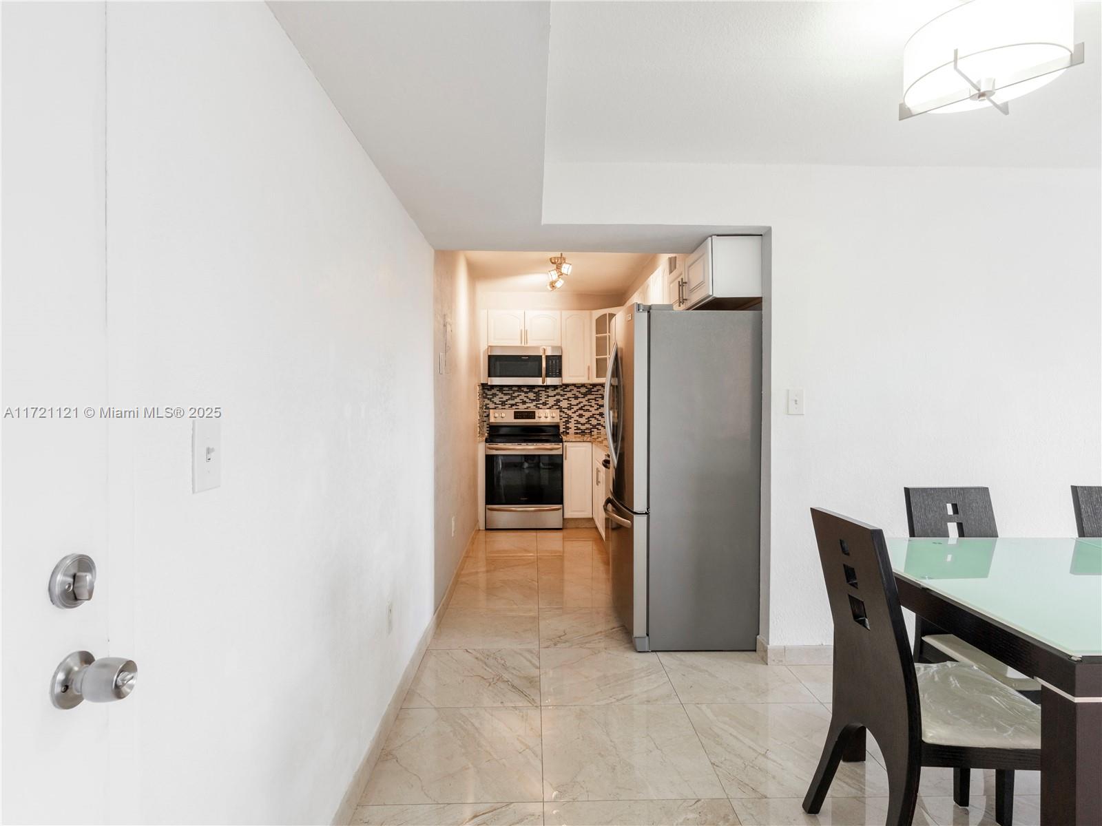 4707 NW 7th St # 8 Unit: 405-8