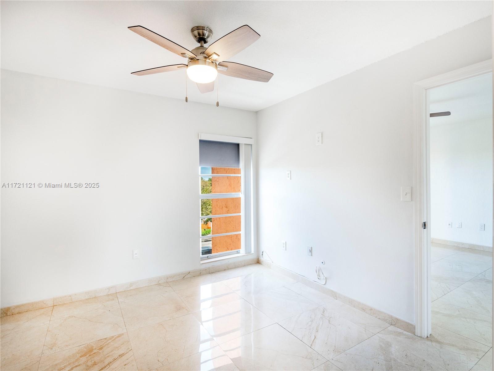 4707 NW 7th St # 8 Unit: 405-8