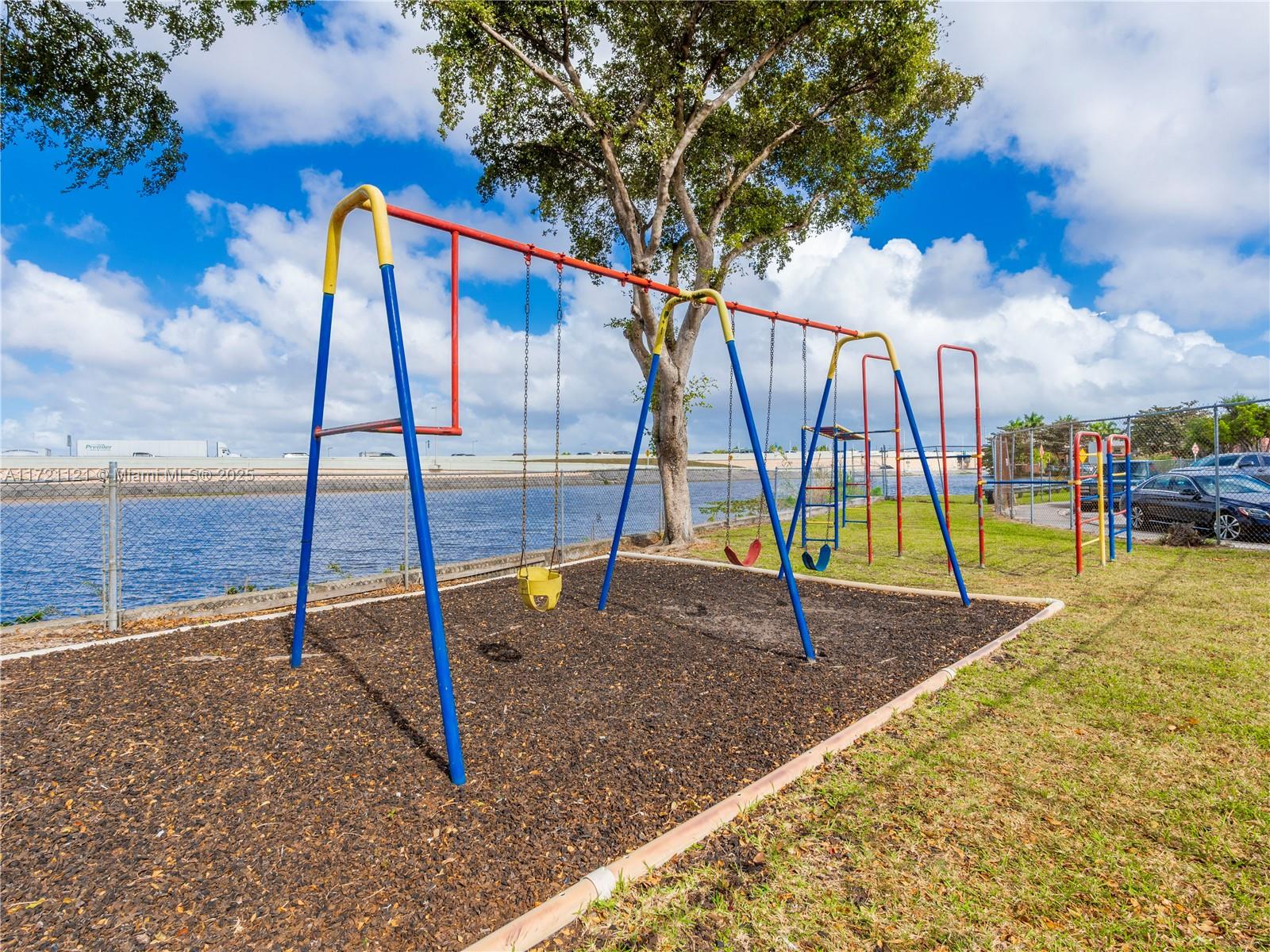 4707 NW 7th St # 8 Unit: 405-8