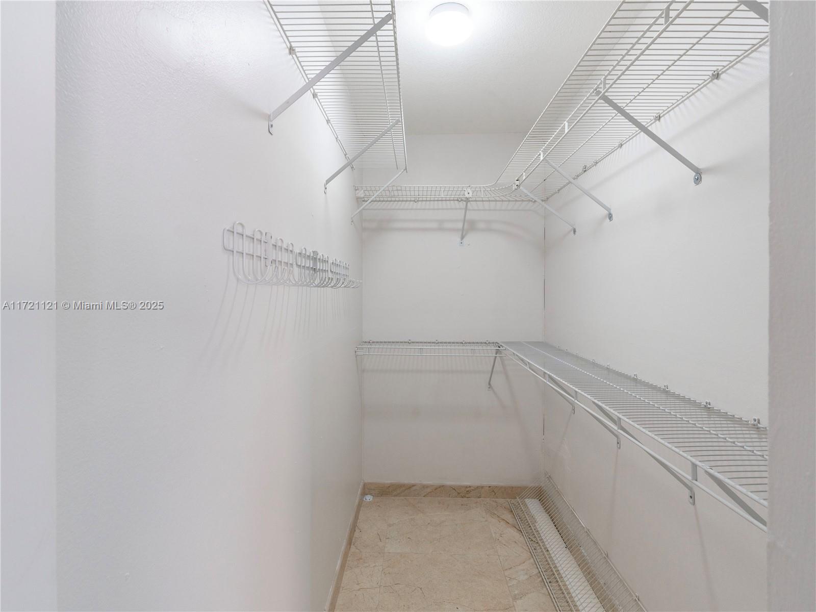 4707 NW 7th St # 8 Unit: 405-8