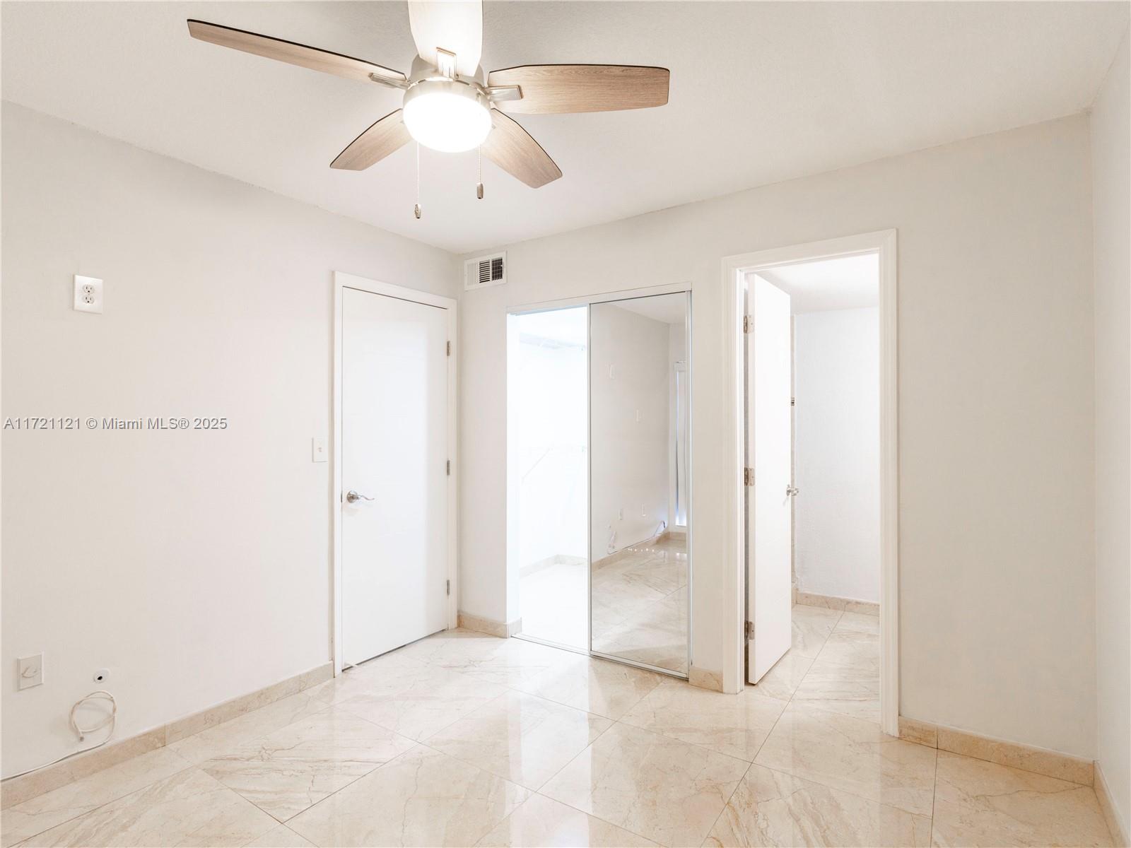 4707 NW 7th St # 8 Unit: 405-8