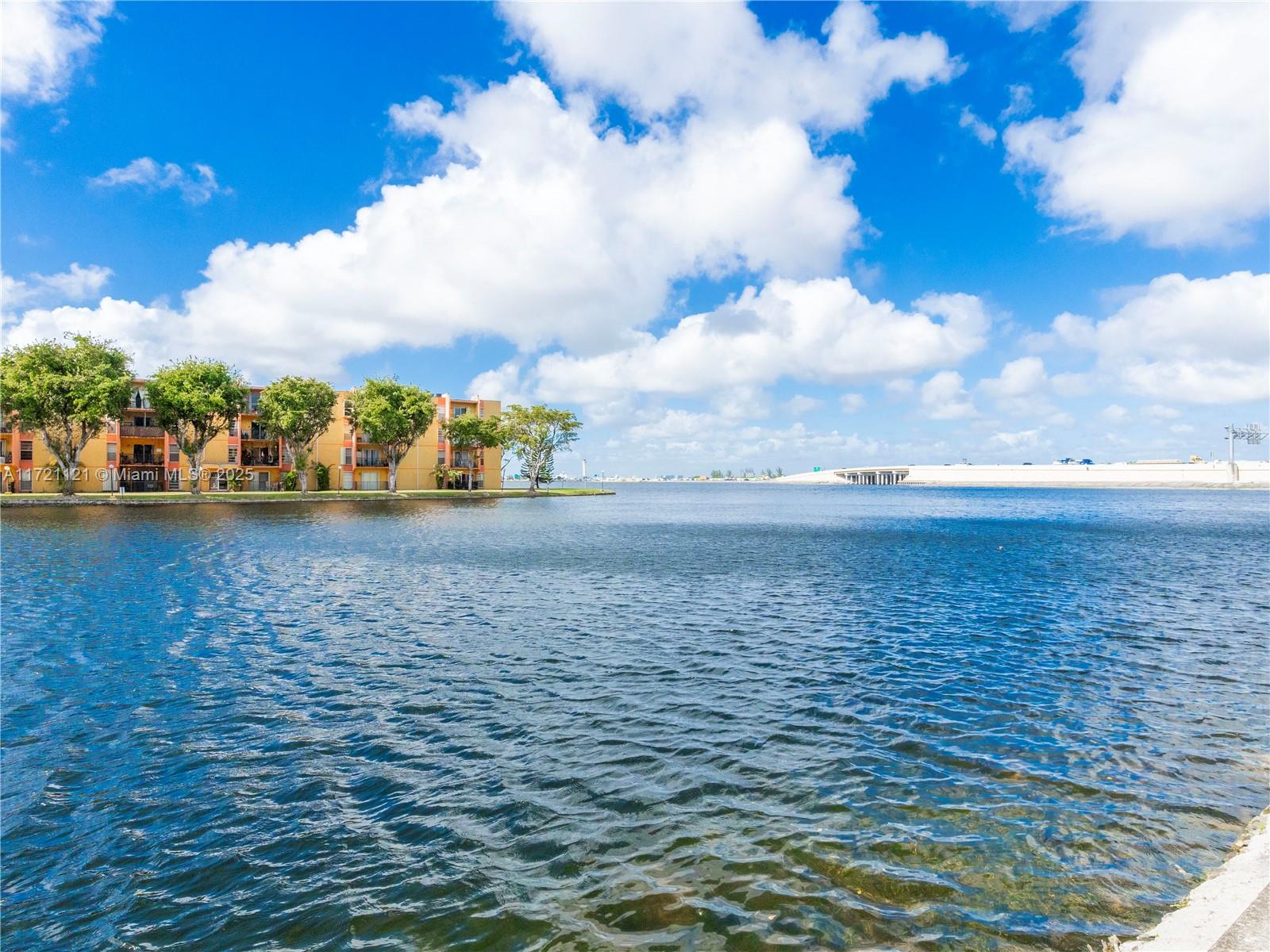 4707 NW 7th St # 8 Unit: 405-8