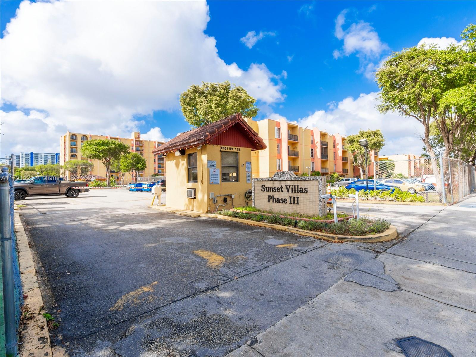 4707 NW 7th St # 8 Unit: 405-8