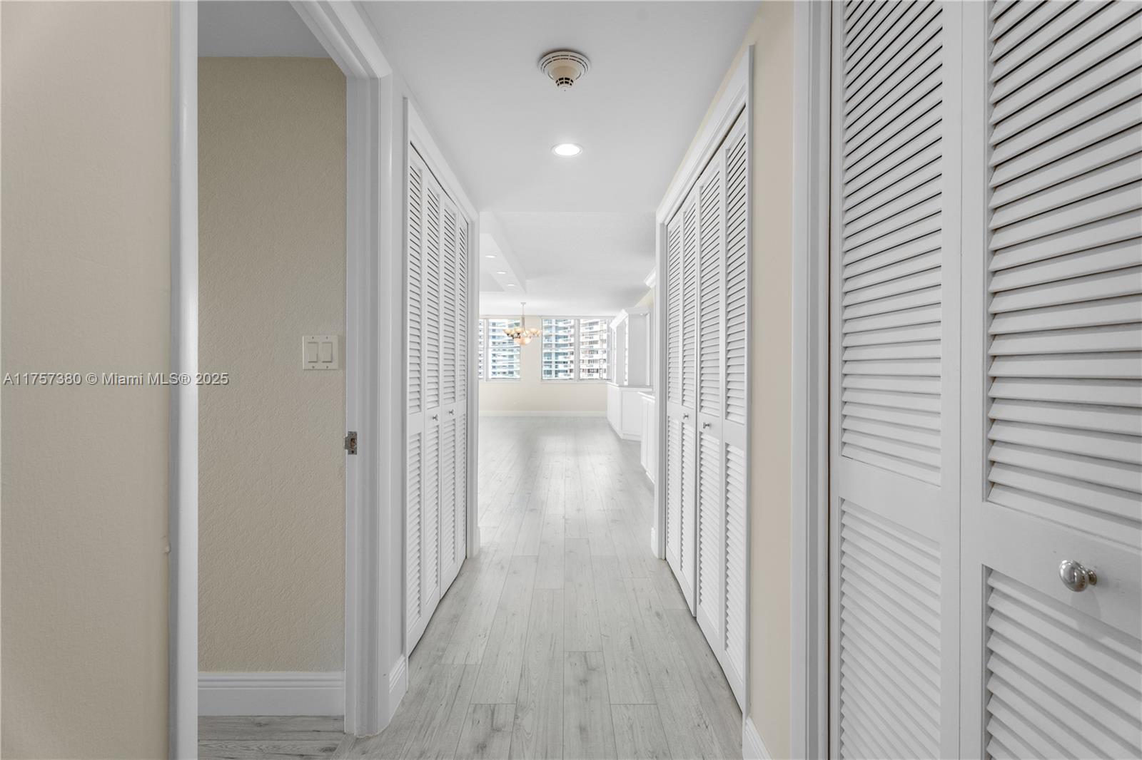 5660 Collins Ave # 7D