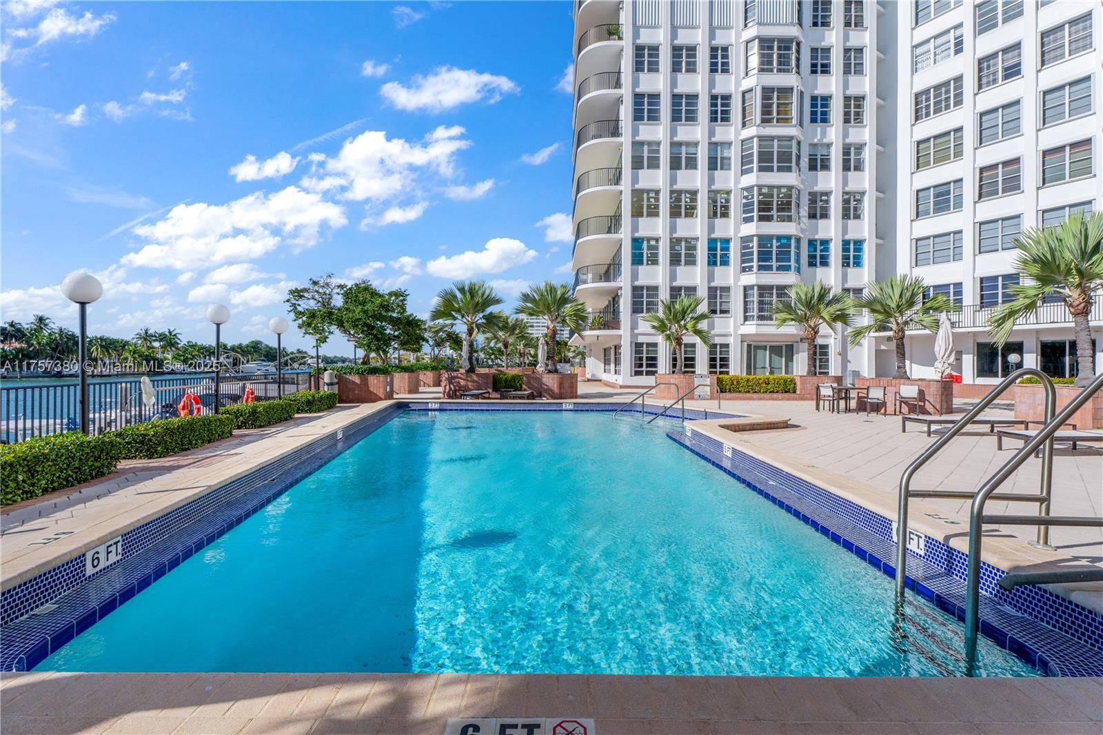 5660 Collins Ave # 7D