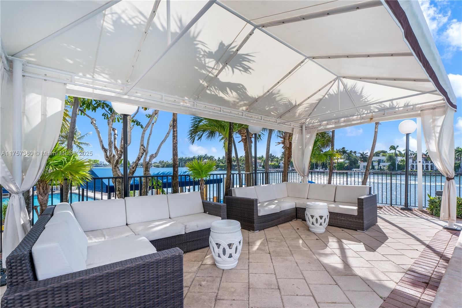 5660 Collins Ave # 7D