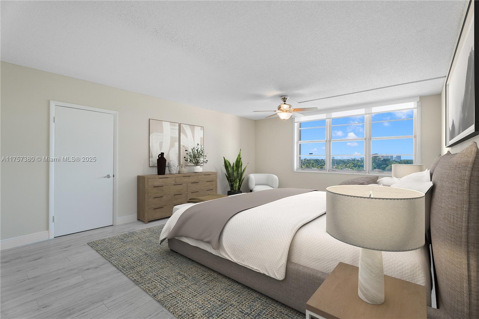 5660 Collins Ave # 7D