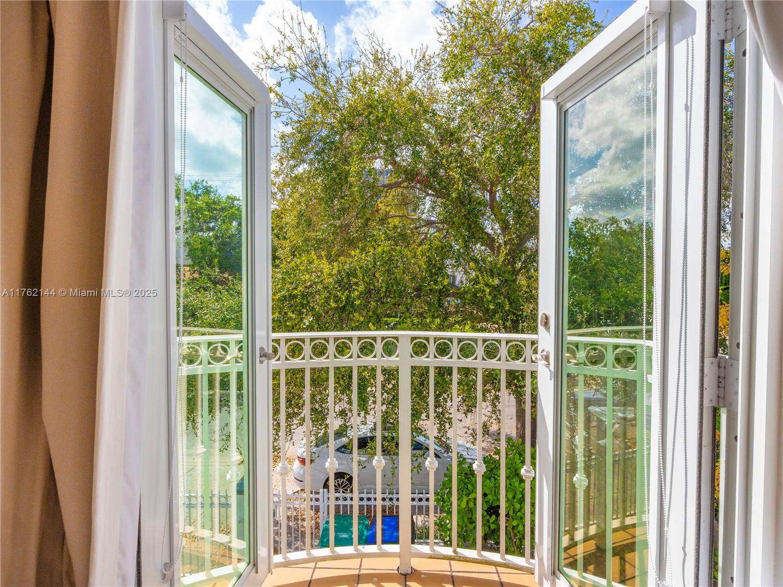 3055 Hibiscus St # 3055