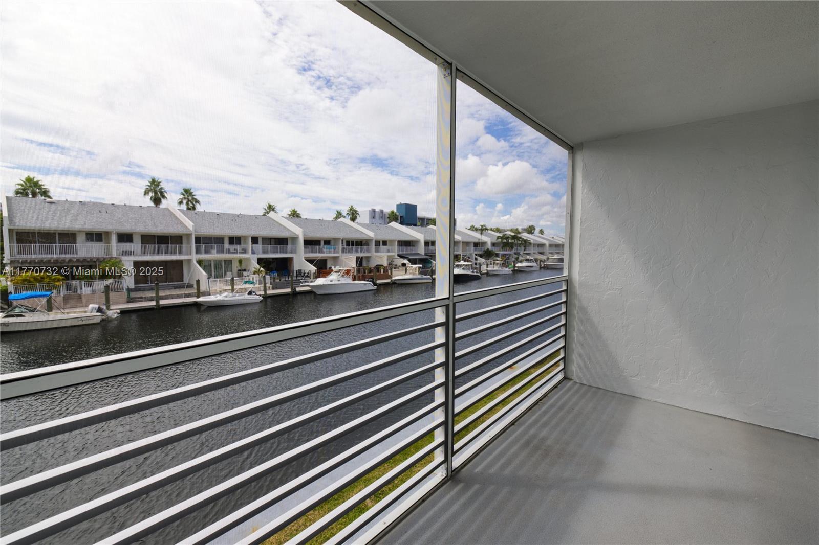 3750 NE 169th St # 205