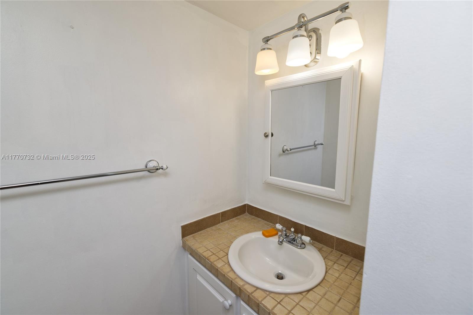 3750 NE 169th St # 205