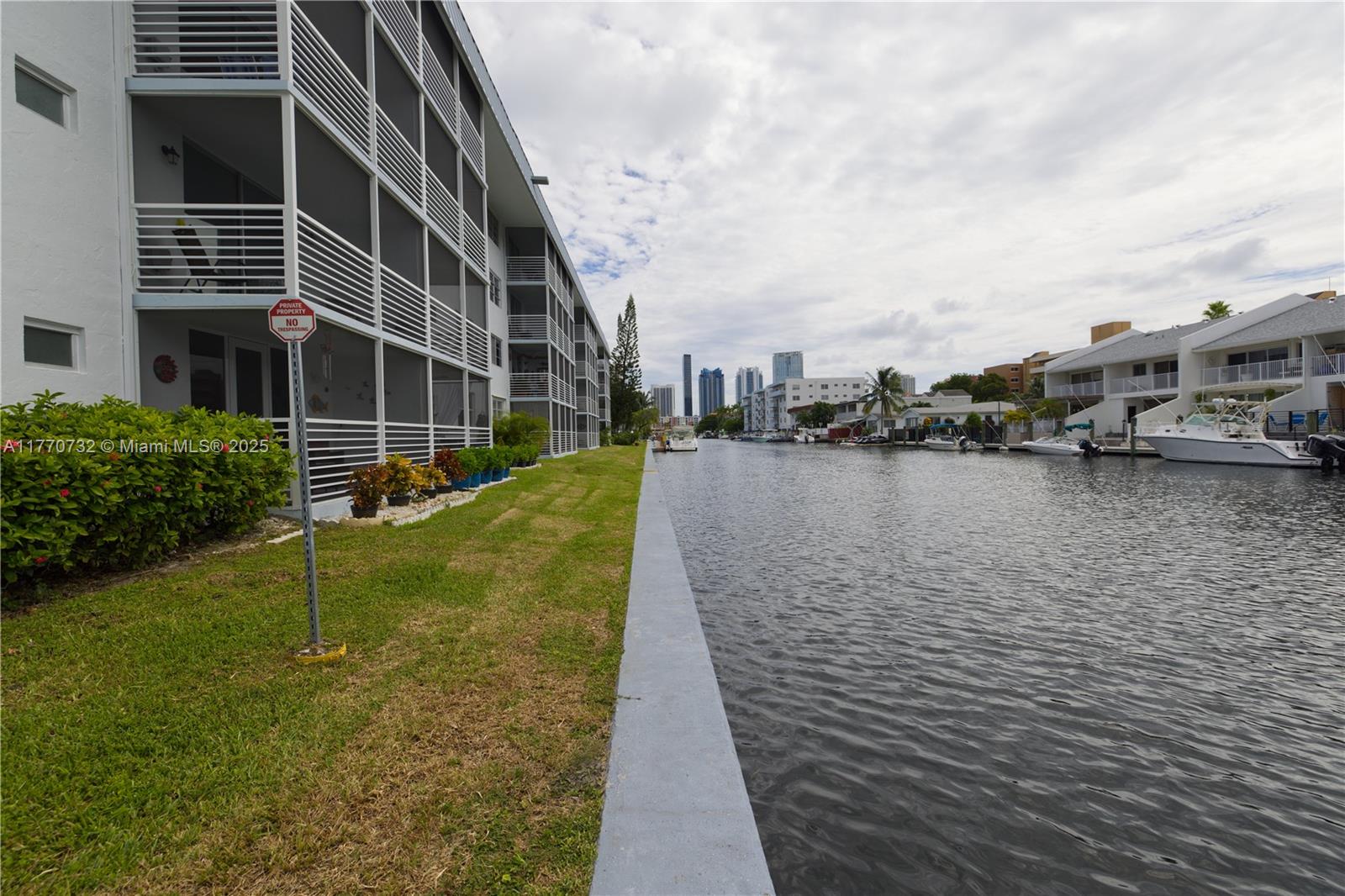 3750 NE 169th St # 205