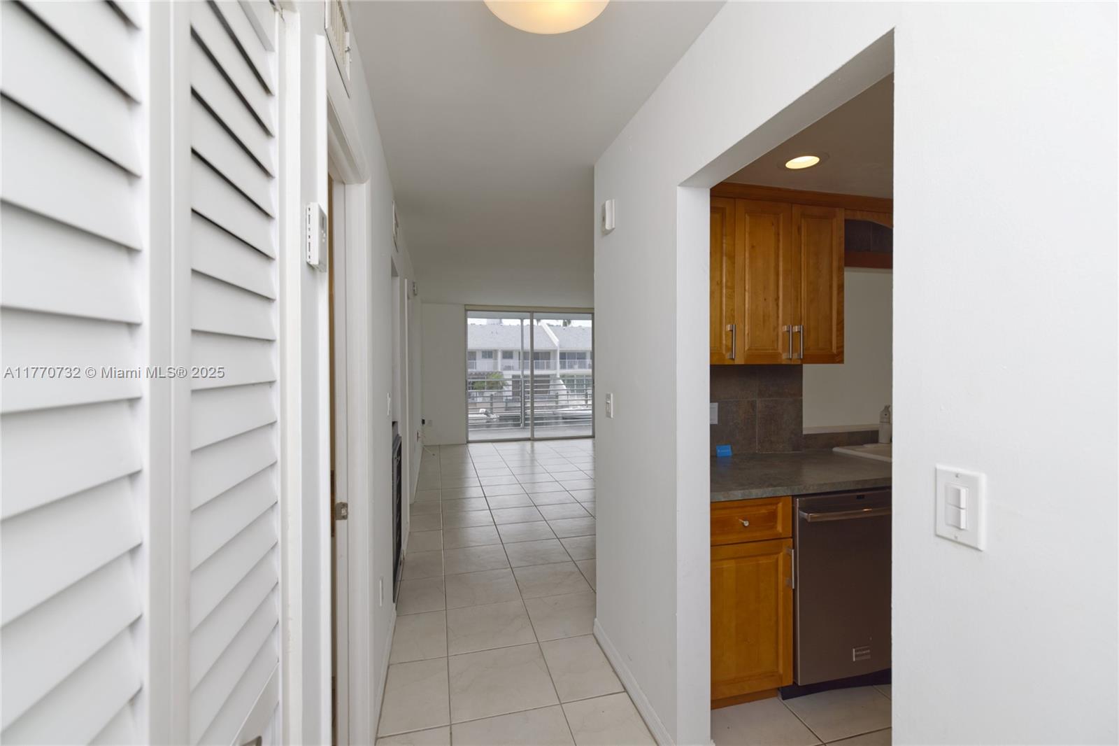 3750 NE 169th St # 205