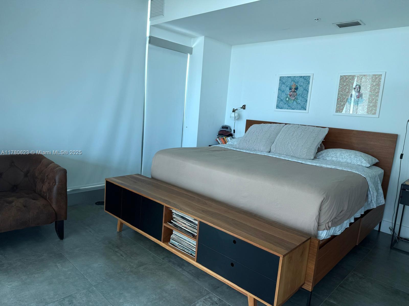 3301 NE 1st Ave # 11 Unit: PH-11