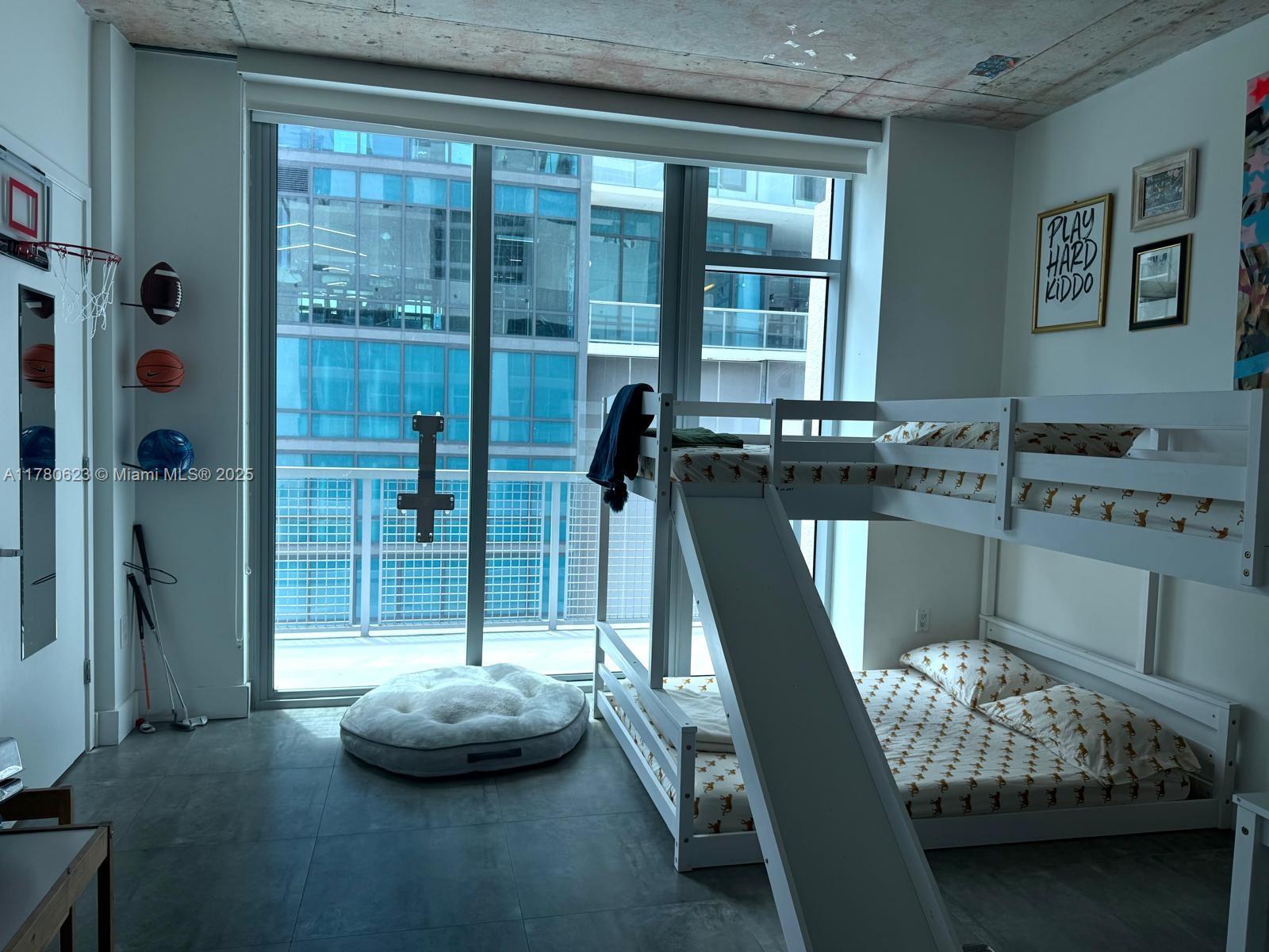 3301 NE 1st Ave # 11 Unit: PH-11