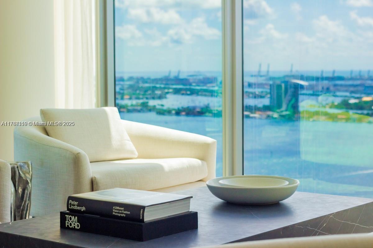 2900 NE 7th Ave # 3007