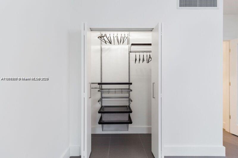 880 NE 69th St # 12Q