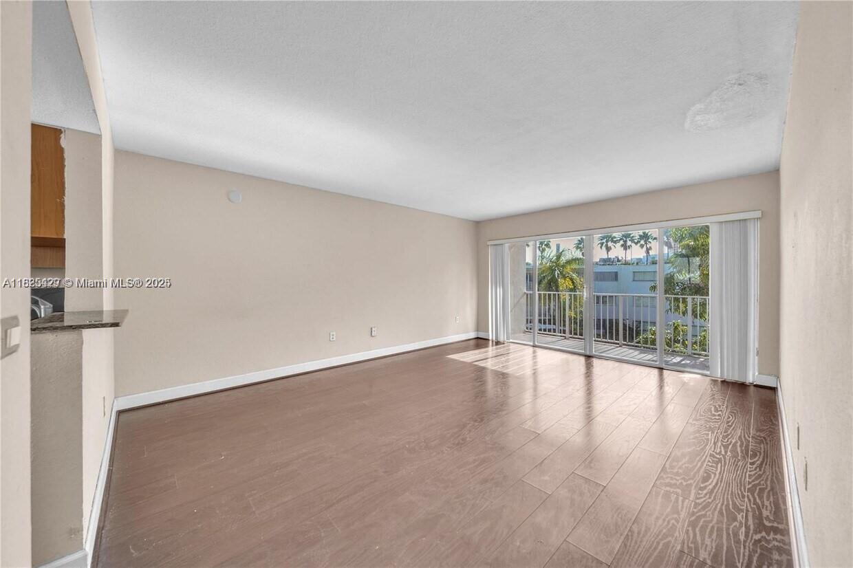 7737 SW 88th St # C314