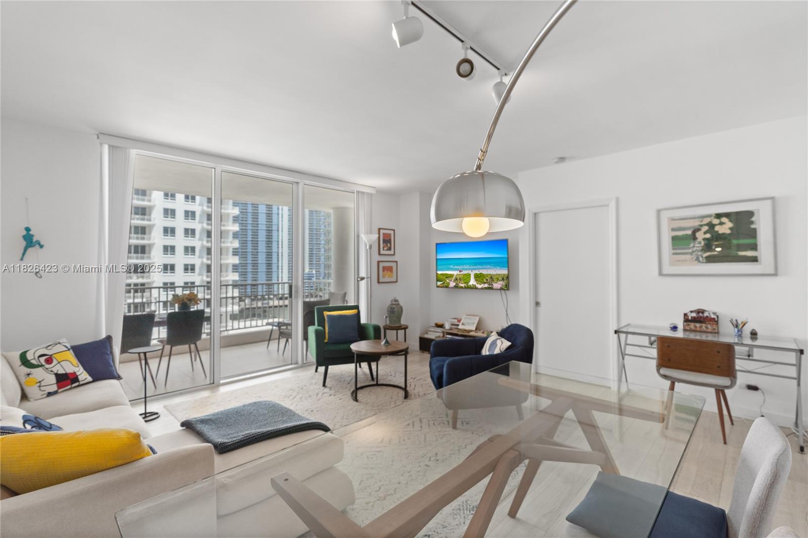 701 Brickell Key Blvd # 1408