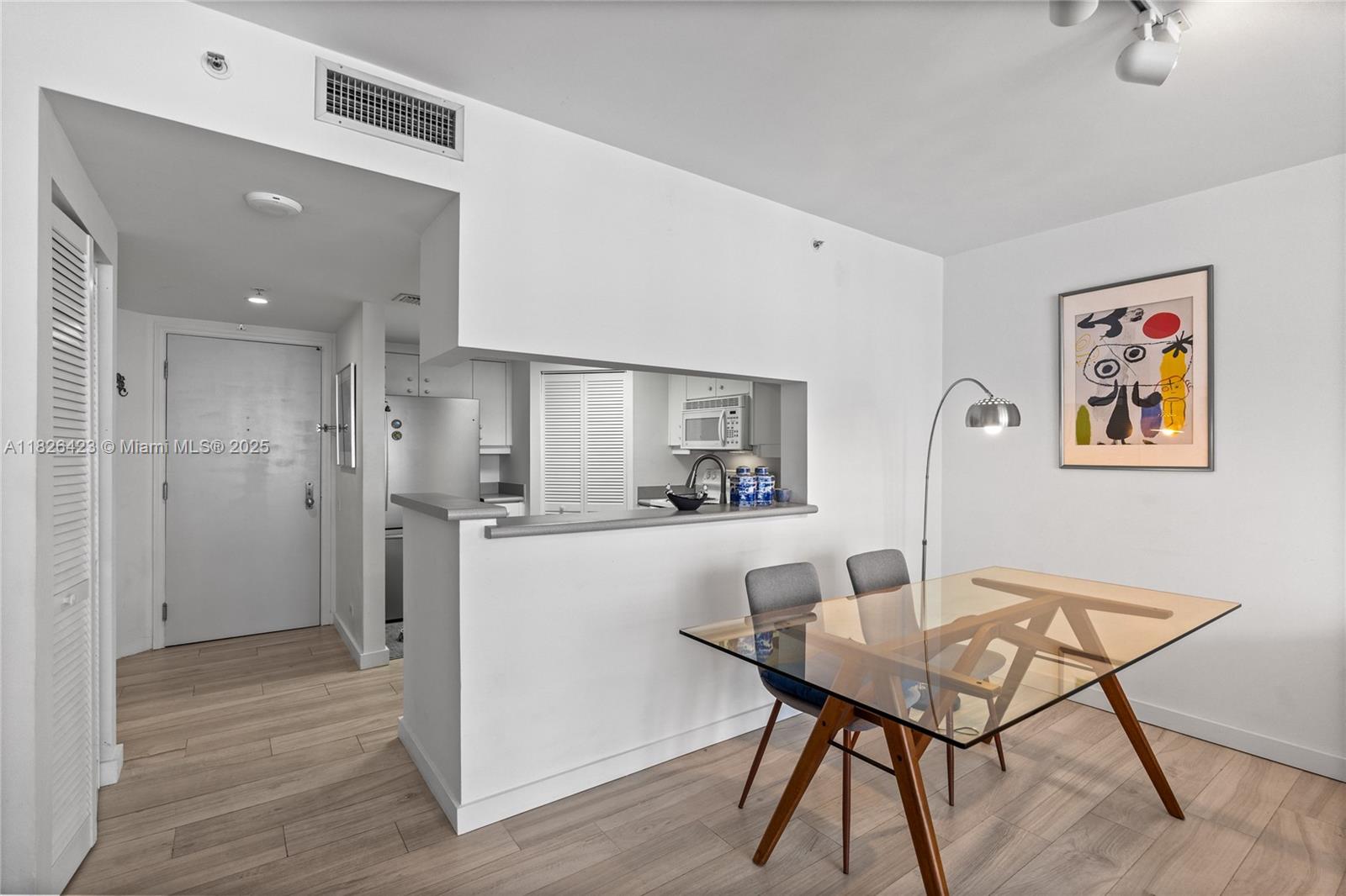 701 Brickell Key Blvd # 1408