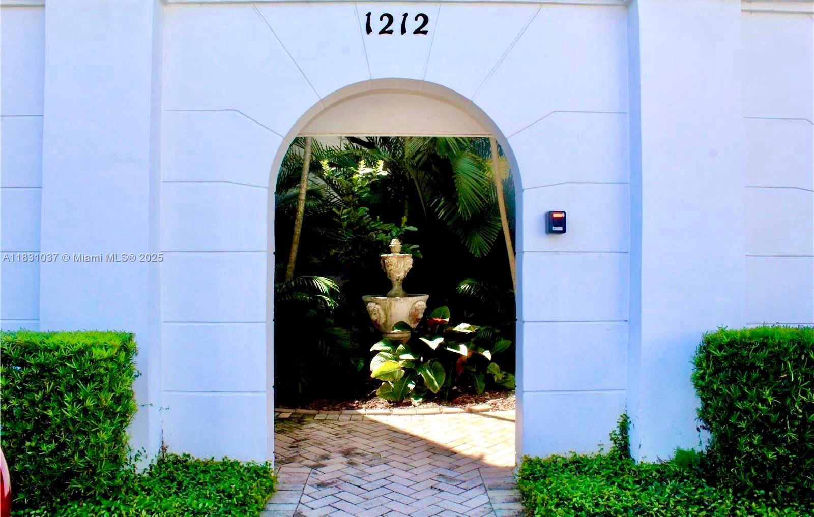 1212 SE 2nd Ct # 103