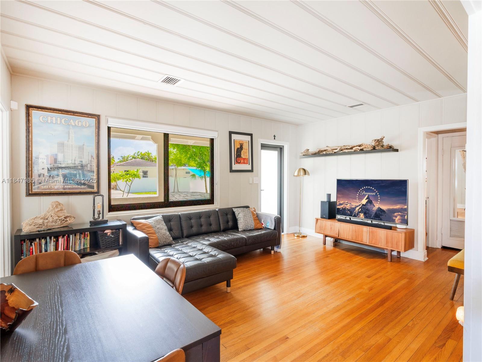 32 Hammond Dr