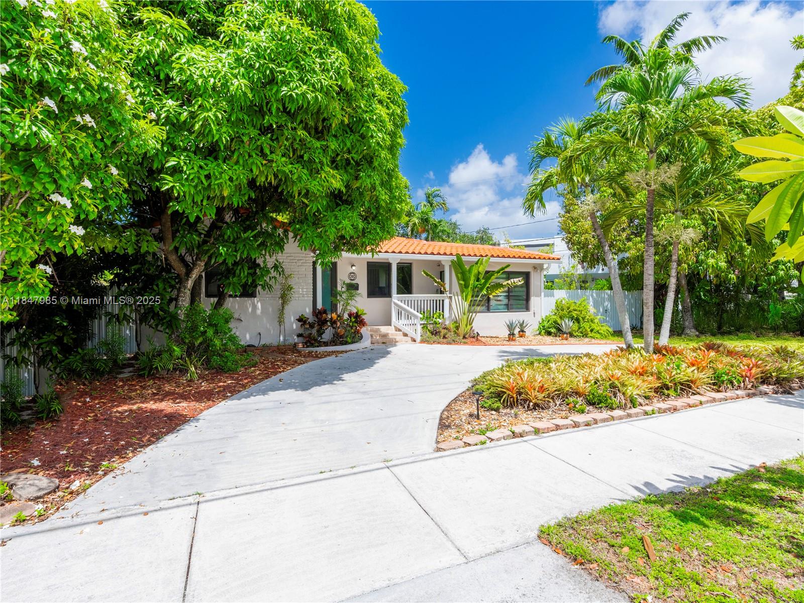 32 Hammond Dr