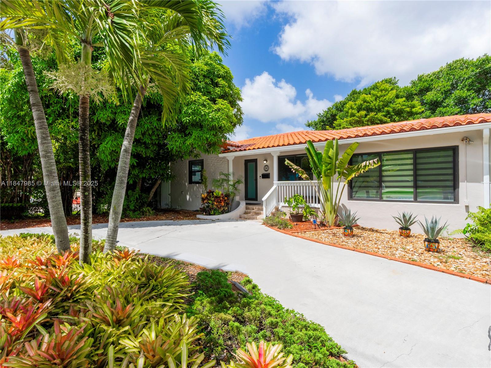 32 Hammond Dr