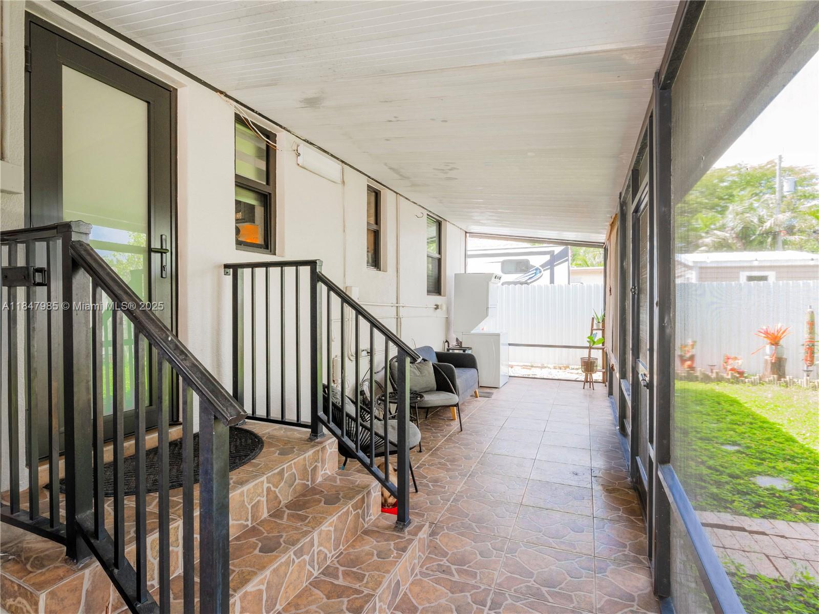 32 Hammond Dr