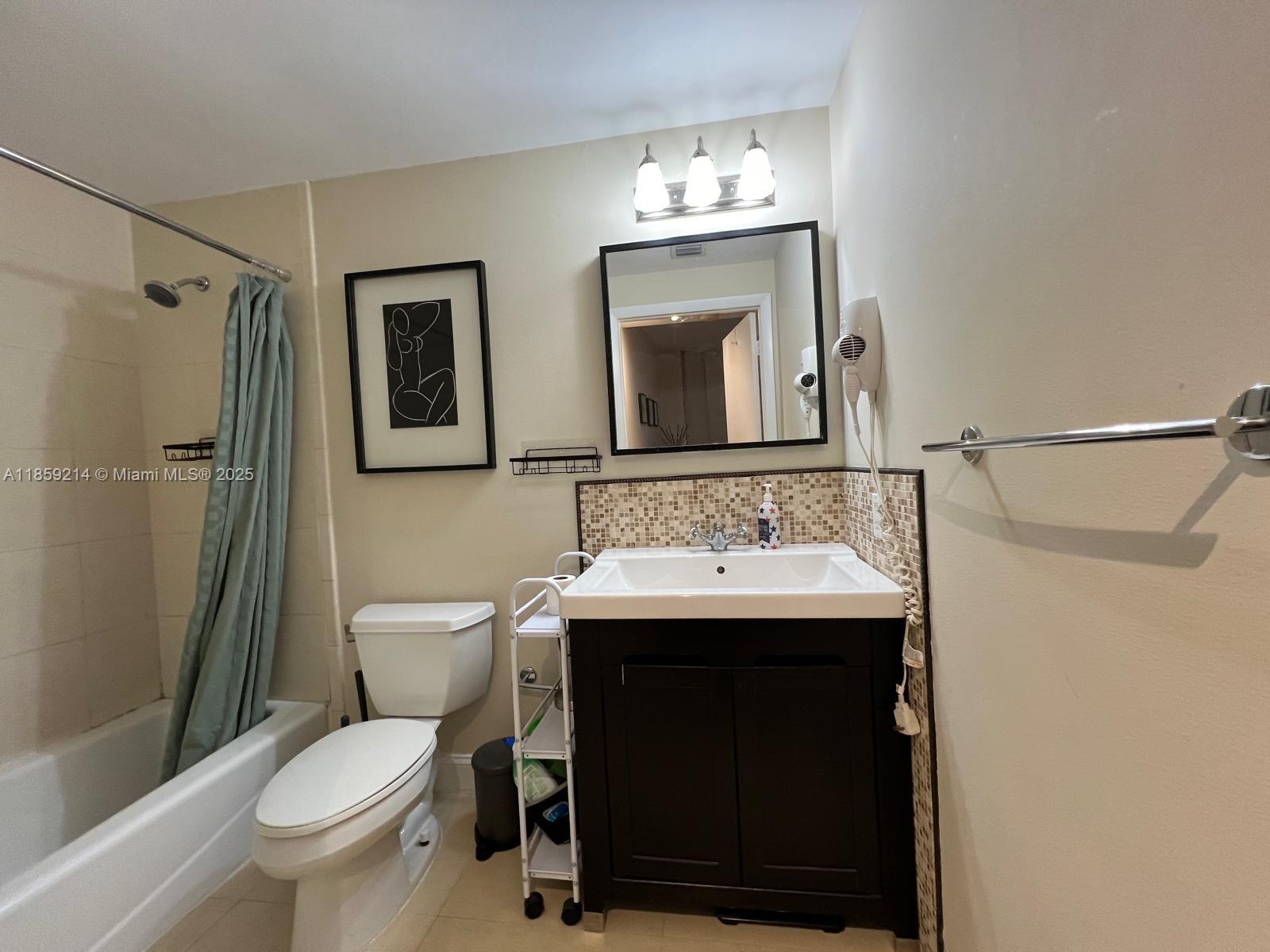 185 SE 14th Ter # 809