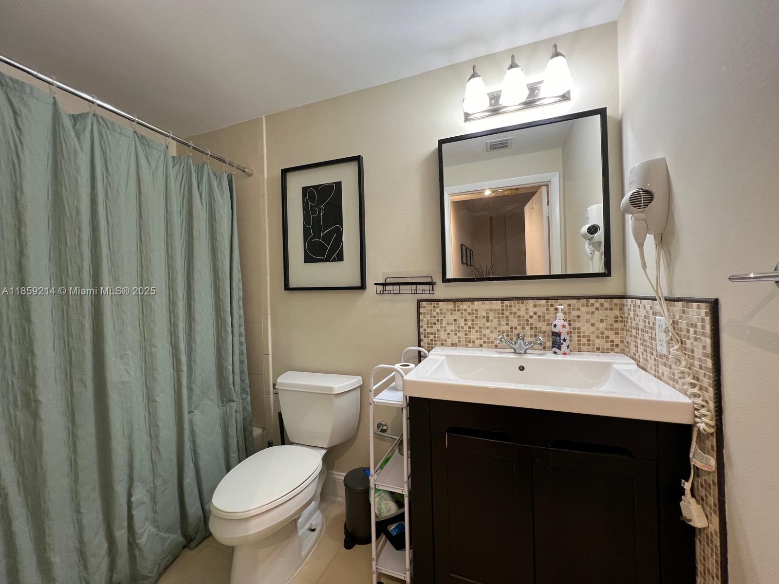 185 SE 14th Ter # 809