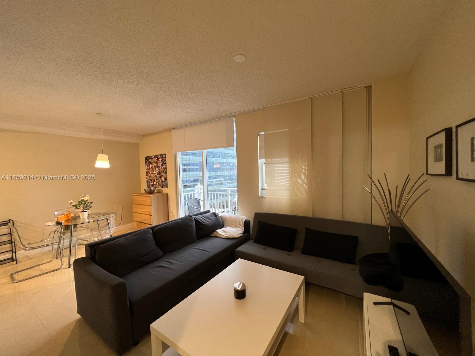 185 SE 14th Ter # 809