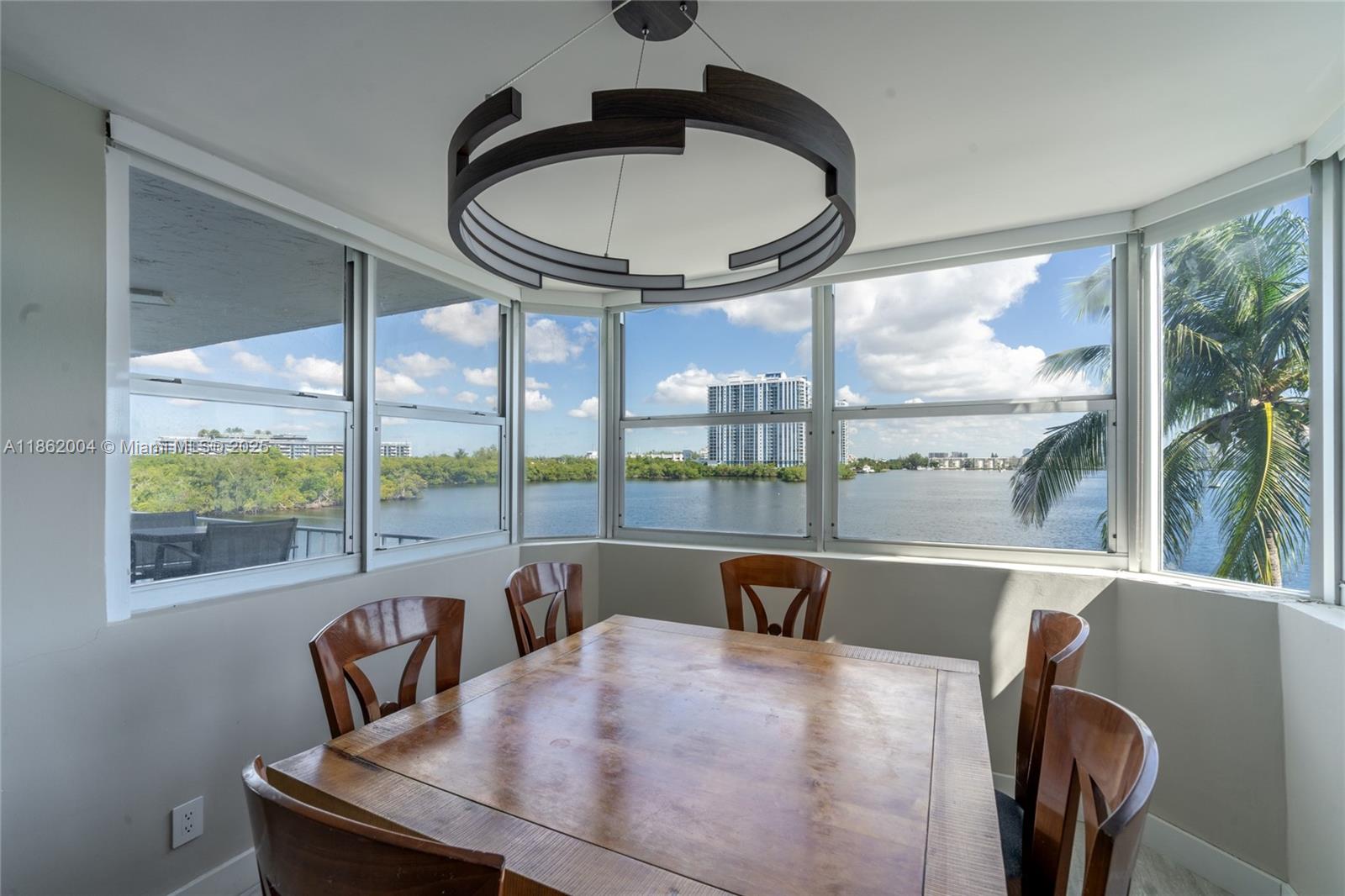 16546 NE 26th Ave # 4F