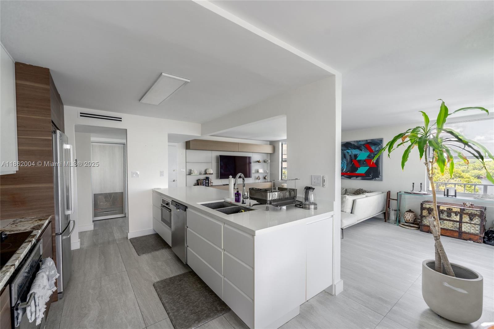 16546 NE 26th Ave # 4F